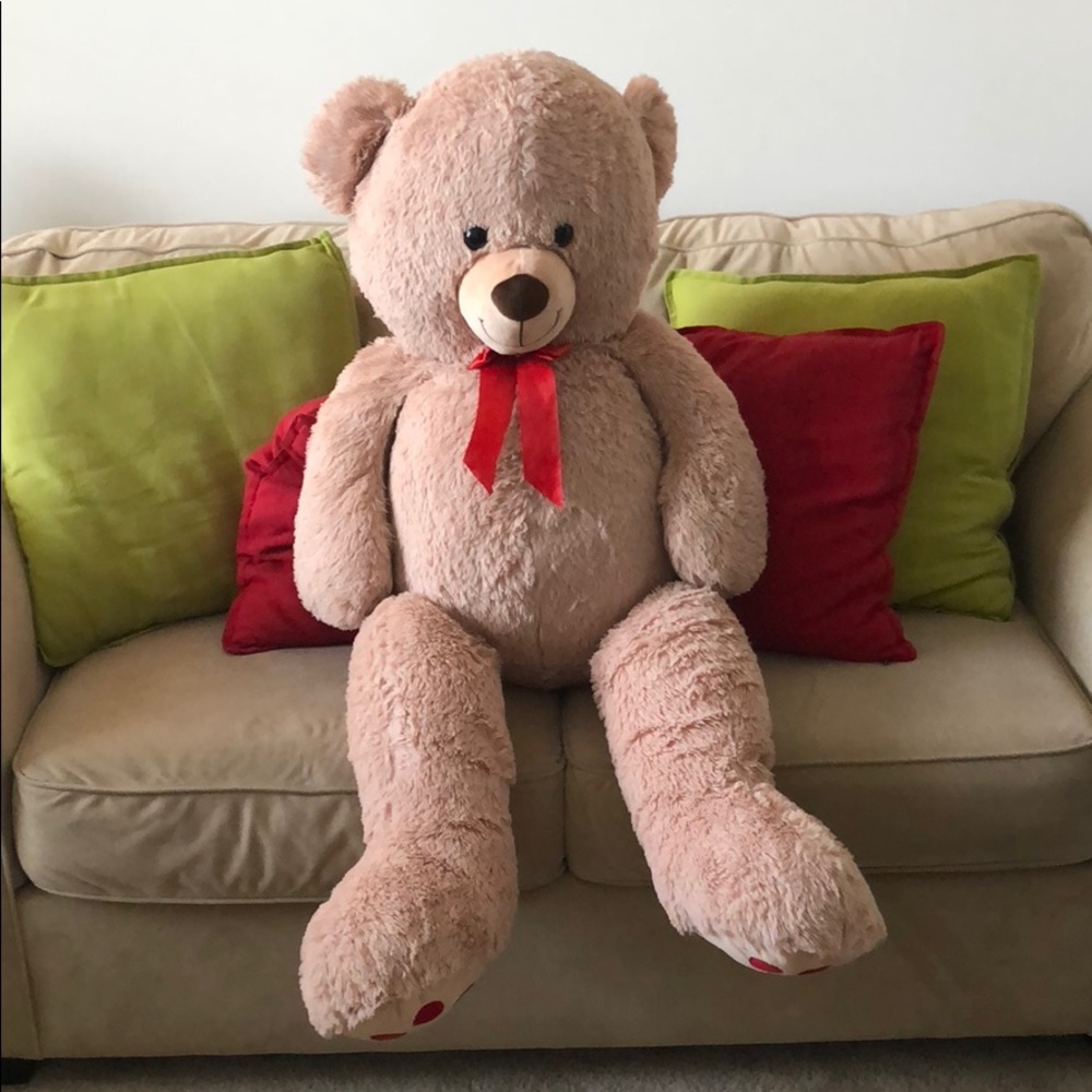 Jumbo teddy bear perfect for any occasion